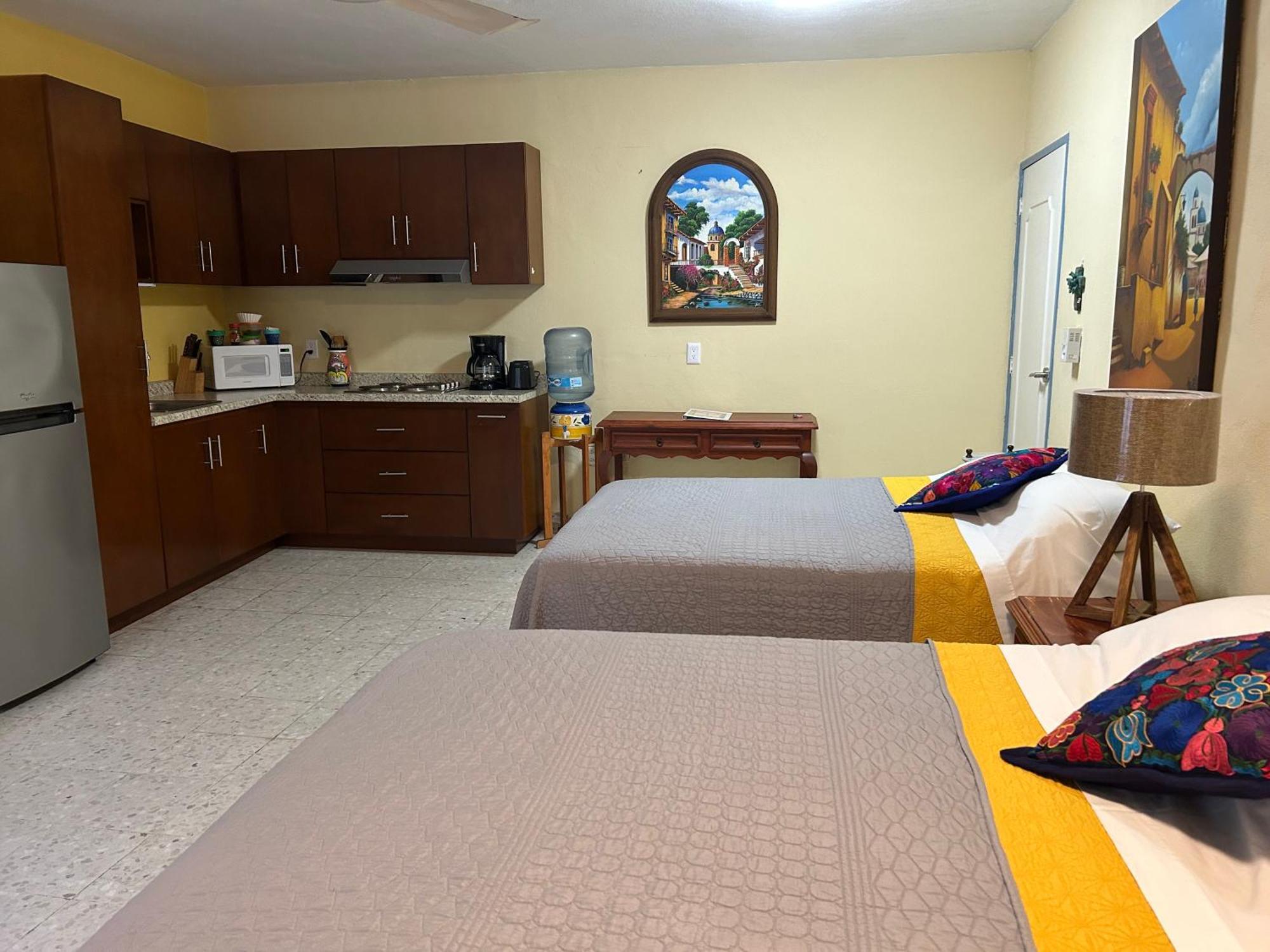 Casa Belisario - Pet Friendly Apartment Mazatlan Bagian luar foto